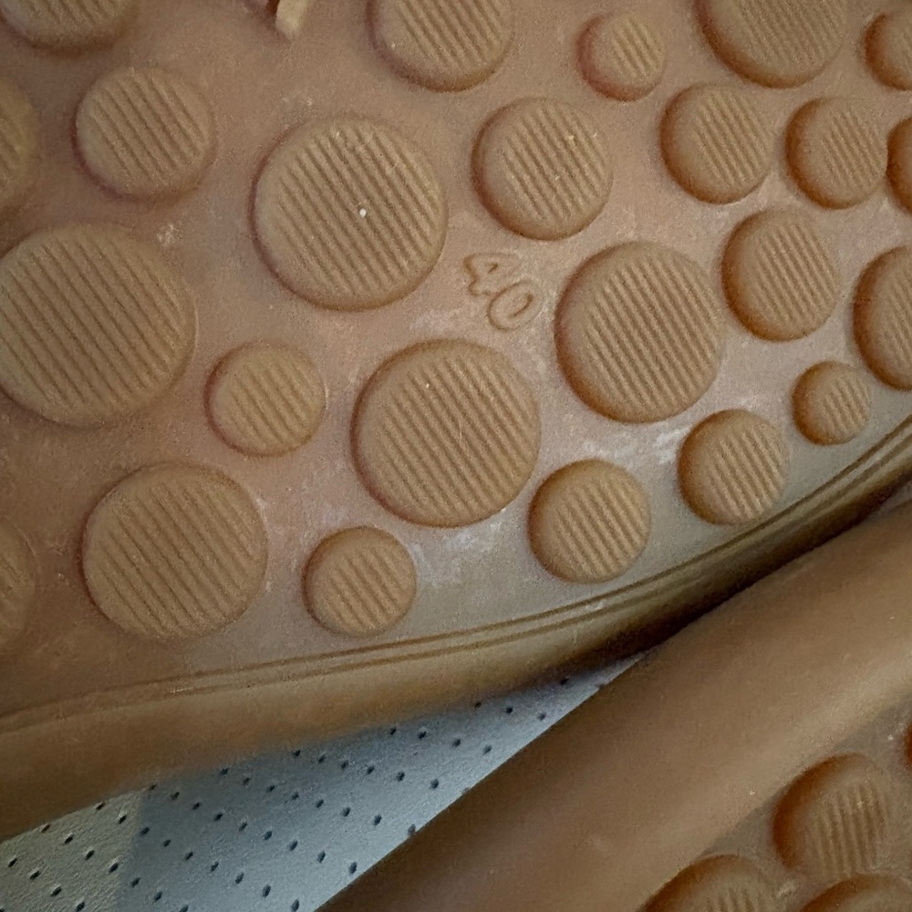 Camper Pelotas Soller Perforated Suede Leather Sneakers size 40 NWOB - Picture 13 of 17